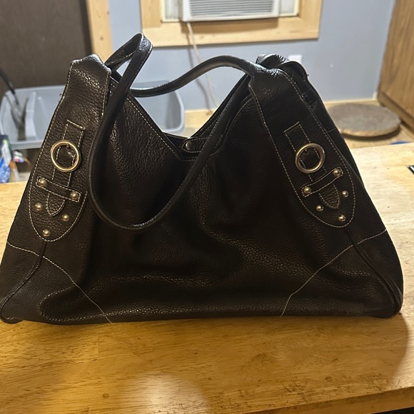 Furla Handbags - Furla Black Leather Shoulder Bag